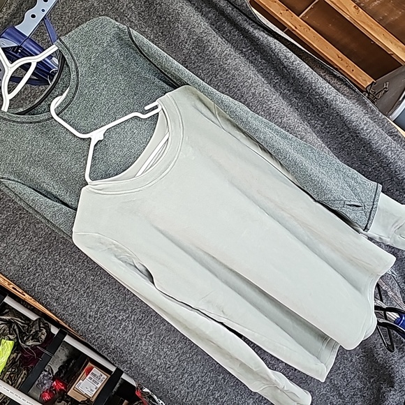 Cuddl Duds Tops - 2 Cuddl DUDS Size XL Warm Cozy Tops